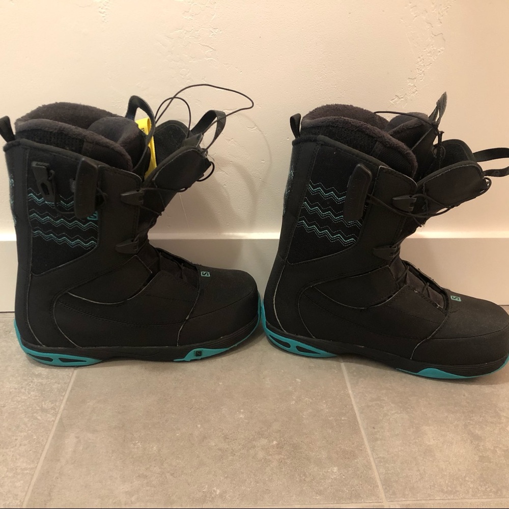Salomon women’s snowboard boots